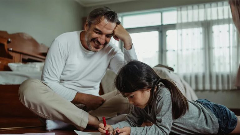 בעלי אמר שבנו צריך כימותרפיה, אז נתתי לו 68,000 דולר – אבל später גיליתי לאן הכסף באמת הלך.