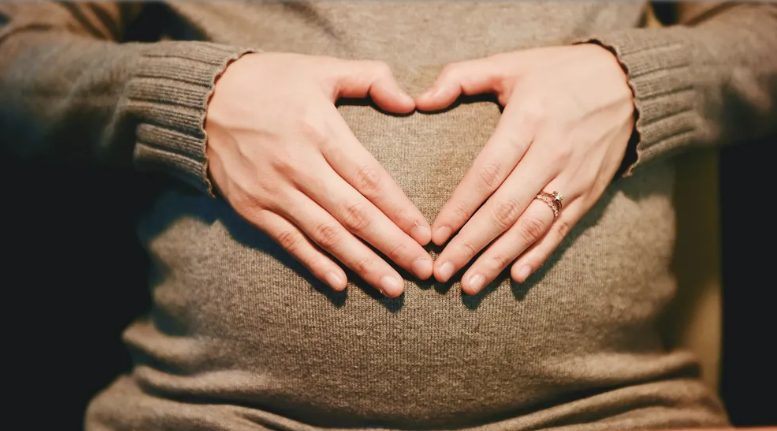 בעלי ויתר על מקומו בחדר הלידה לאמי ובמקום זה יצא לטיול גברים – שיעור שהוא לעולם לא ישכח.