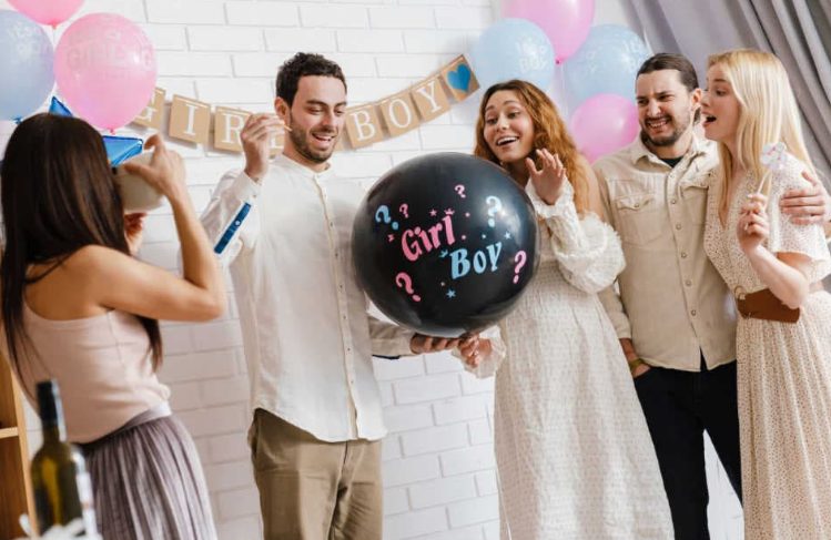גיליתי שהבעל שלי בוגד בי בזמן שהייתי בהריון – אז במסיבת הגילוי המין שלנו הכנתי לו "הפתעה" מאוד מיוחדת.